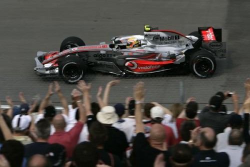 Surežisuota ir 2007 m. „Formulės-1“ čempionato pabaiga?