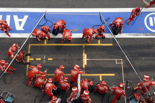 FIA nusprendė riboti „Formulės-1“ komandų biudžetus