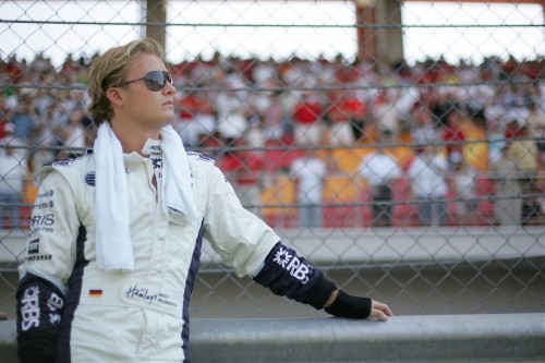 N. Rosbergas 2010 m. tikisi pergalių