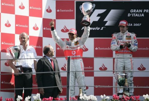R. Dennisas: F. Alonso neįvertino L. Hamiltono