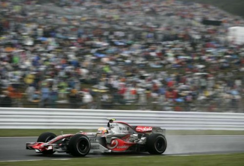 L. Hamiltonas lenktynėse tikisi lietaus
