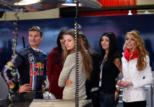 D. Coulthardas viršijo greitį „Formulės-1“ bolidu