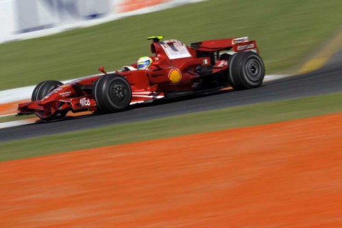 Bahreino GP: penktadienio treniruotės Nr. 1 (papildyta)