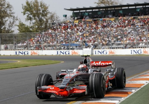 „McLaren“ keis ribotuvo mygtuką
