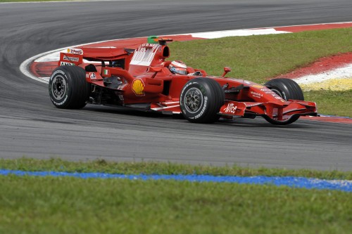 „Ferrari“: gedimus lėmė privalomas ECU naudojimas