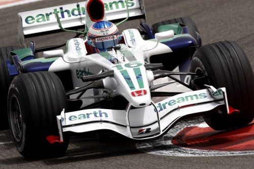 „Honda“ greitai visus išteklius skirs 2009 m. bolidui