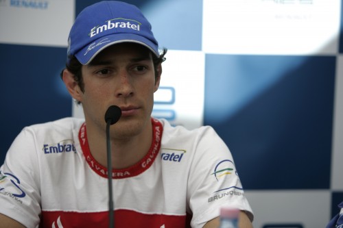 B. Senna greičiausiai lenktyniaus „Campos“
