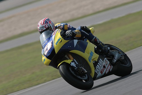 MotoGP: Kinijoje „pole“ poziciją pelnė C. Edwardsas