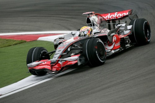 „McLaren“ Monake tikisi pergalės