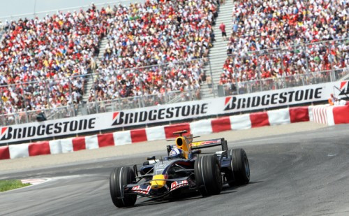 „Red Bull“ gamykloje užsidegė KERS