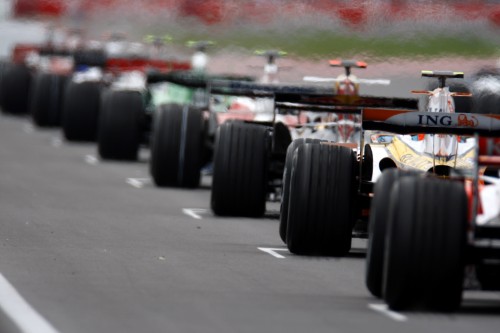 FIA ruošiasi didinti mokesčius F-1 komandoms