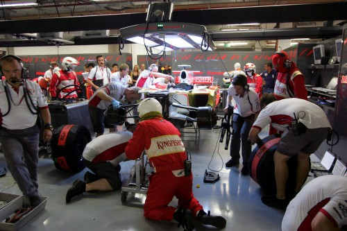 2009 m. „Force India“ naudos „Mercedes“?