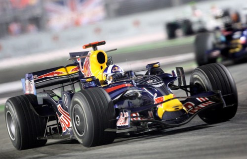 „Red Bull“ bolidas vėluos