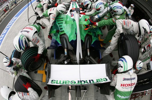 „Honda“ gailisi pasitraukusi iš „Formulės-1“