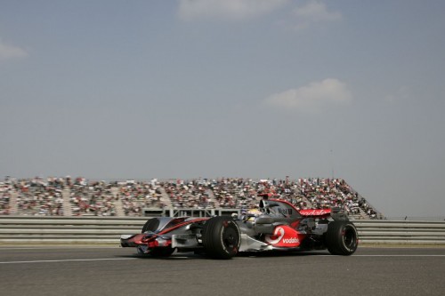 „McLaren“ nerimauja dėl L. Hamiltono variklio