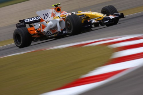 Krizė pakirto „Renault“ rėmėją ING