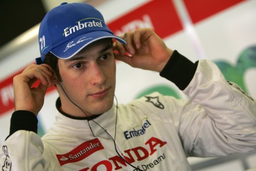 B. Senna nusivylęs „Honda“