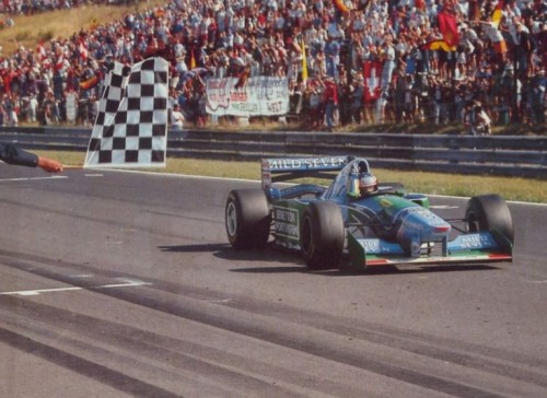 „Brawn“ naudoja 1994 m. „Benetton“ išradimą