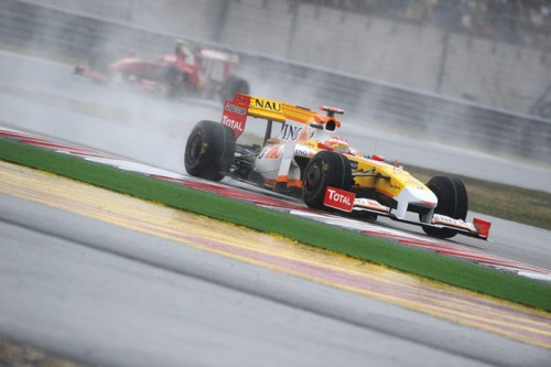 F. Briatore patenkintas „Renault“ forma
