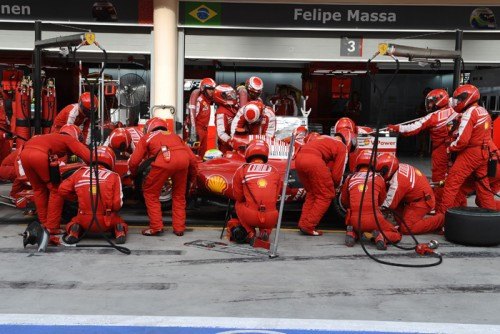 „Ferrari“ naudos KERS ir šį savaitgalį
