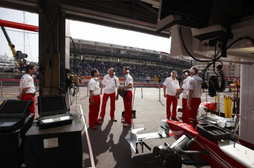 „Toyota“ neigia pasitraukimo iš F-1 gandus