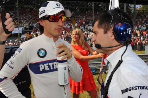 R. Kubica stebisi N. Piquet neliečiamumu