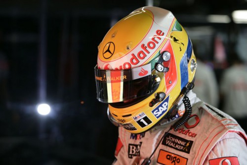L. Hamiltonas pripažino netinkamai elgęsis su F.Alonso