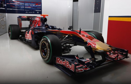 Dienos šviesą išvydo ir „Toro Rosso STR5“