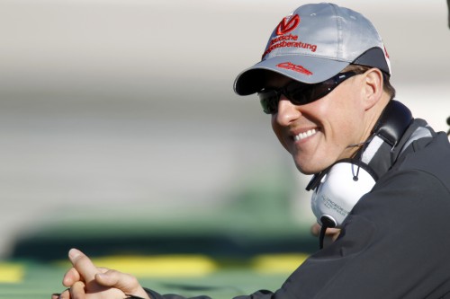 M. Schumacheris: priekyje – keturios komandos