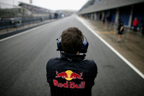 „Red Bull“ nepuola į paniką
