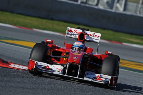 F. Alonso: įsitikinome „Ferrari“ greičiu 
