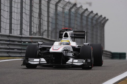 „Sauber“ nepatenkinti „Ferrari“ variklių gedimais