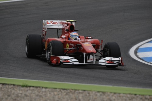 „Ferrari“ ir „Red Bull“ bolidai atitiko taisykles