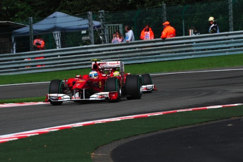 “Ferrari” vėl taikė komandinę taktiką