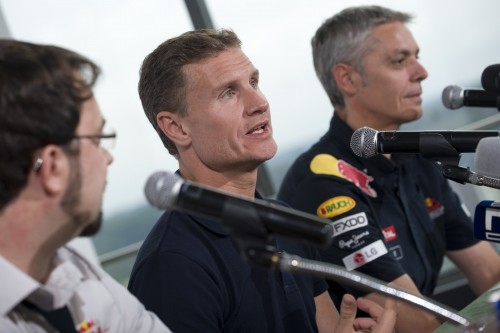D. Coulthardas: net man Tsunoda nesukelia jokios baimės