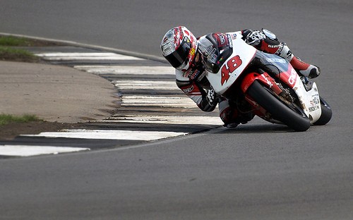„Moto2“ lenktynėse – sportininko žūtis