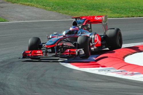 J. Buttoną nustebino „McLaren“ greitis
