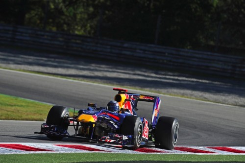 FIA prikirpo sparnus „Red Bull“?