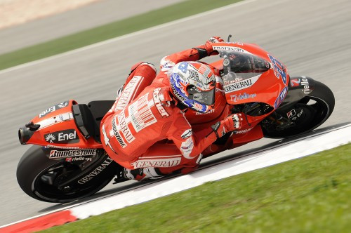MotoGP: C. Stoneris vėl triumfavo namuose