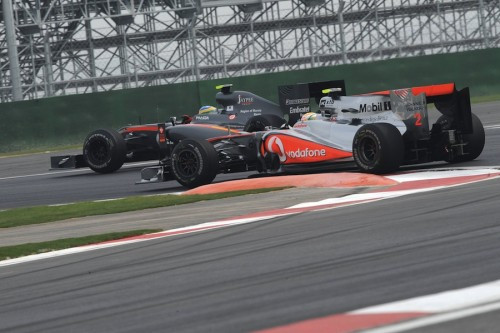 FIA detalizavo reguliuojamo galinio sparno įgyvendinimą