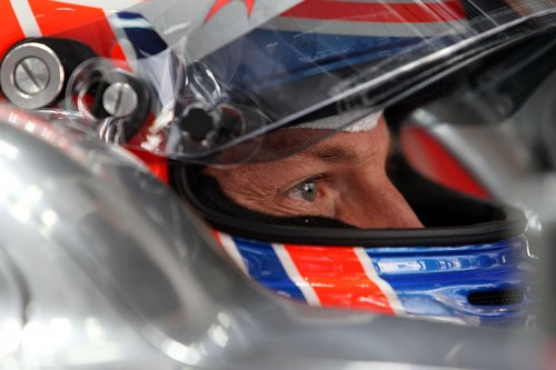 J. Buttonas: atsiliekame nuo „Red Bull“ ir „Ferrari“
