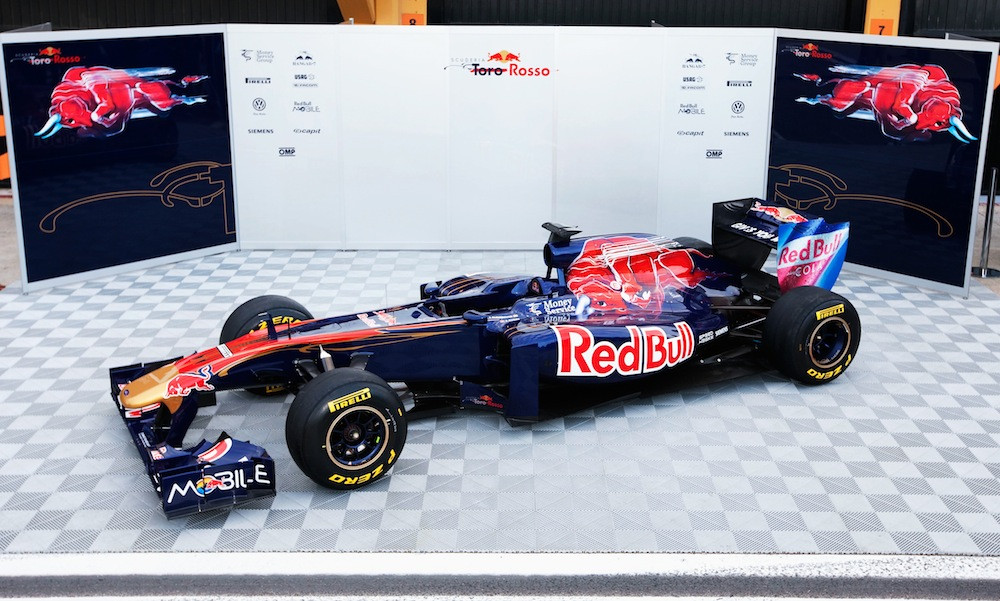 Atskleistas “Toro Rosso STR6”