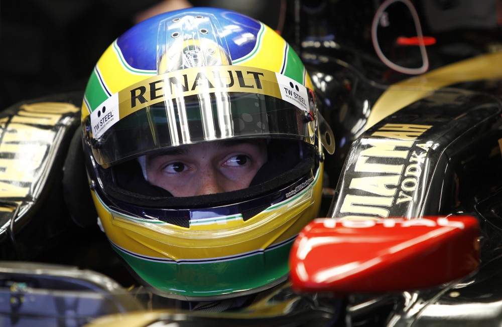 B. Senna vairuos „Renault“ Vengrijos GP treniruotėse