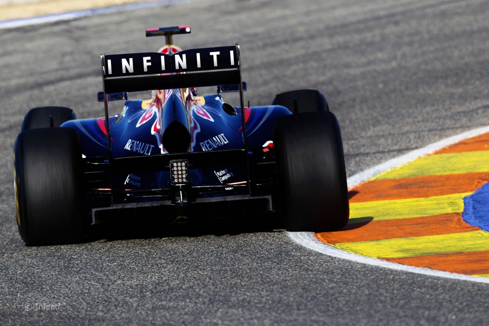 Oficialu: „Infiniti“ rems „Red Bull“, variklių nepervadins