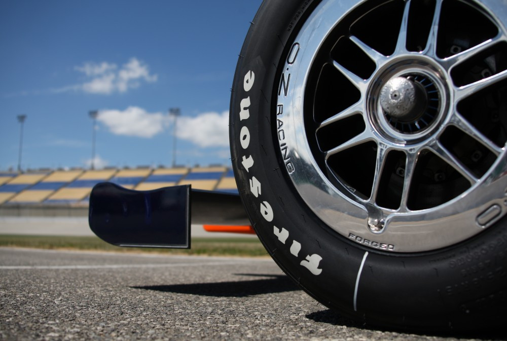IndyCar. „Firestone“ pasitrauks metų pabaigoje
