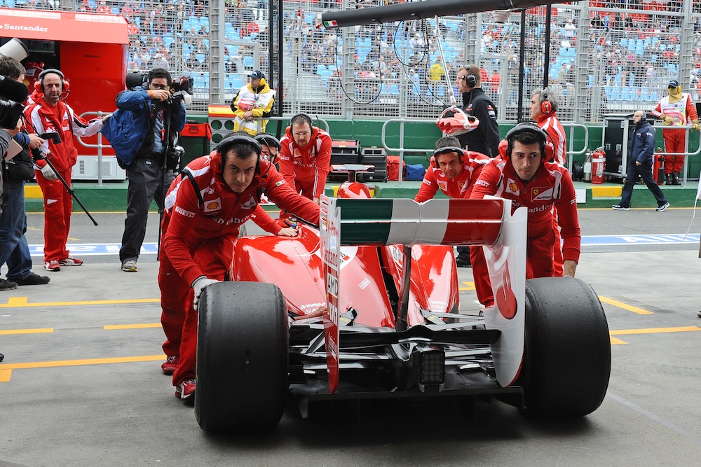 „Ferrari“ gretose – skubus pasitarimas, kaip įveikti krizę