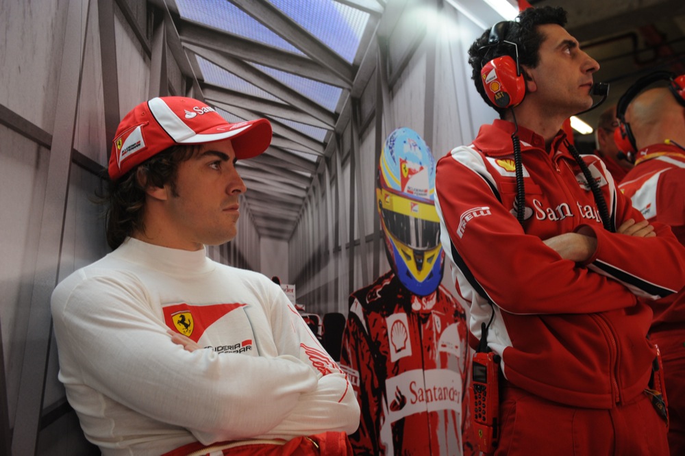 F. Alonso: „Ferrari“ pasivys varžoves
