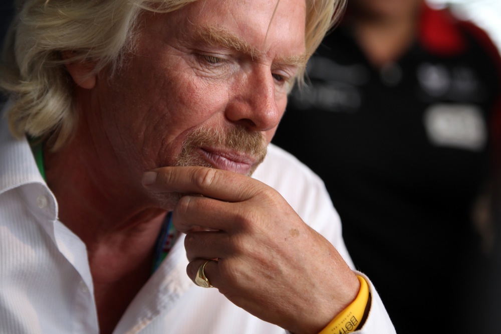 R. Bransonas: per penkerius metus „Formulė-E“ populiarumu aplenks F-1