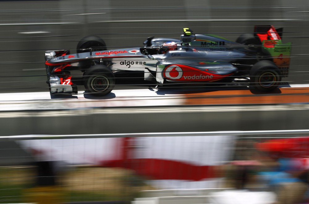 „McLaren“: pasirodymas Valensijoje – trumpalaikė duobė