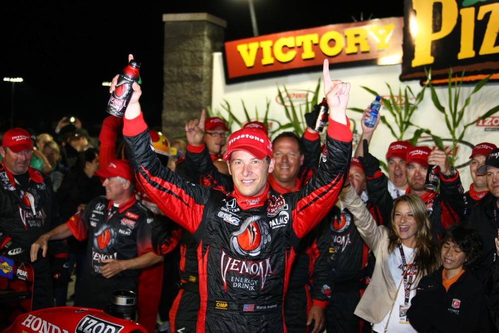 IndyCar. Ajovoje - M. Andretti triumfas